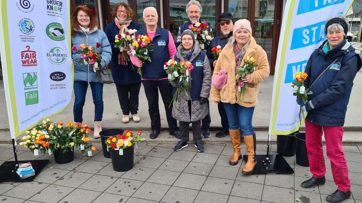 Blumenaktionen zum Frauentag: Flower-Power auf dem Elbenplatz