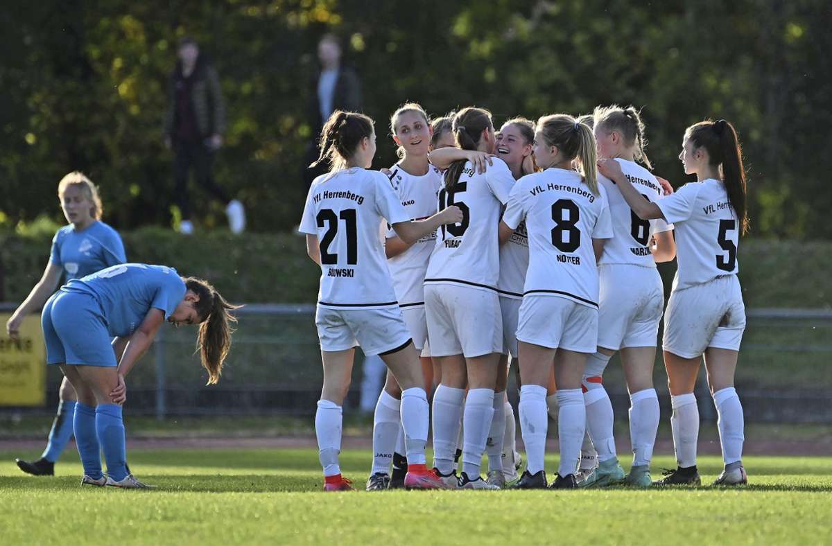 Frauenfußball: VfL Herrenberg gewinnt bei VfL Sindelfingen Ladies