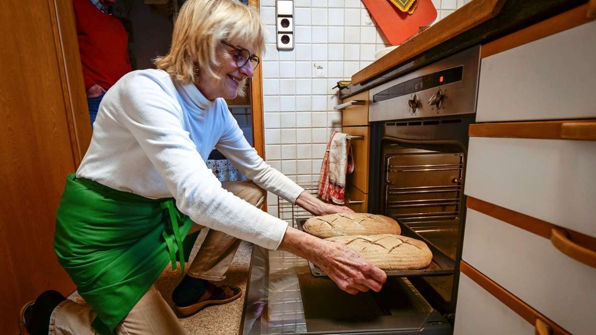 Hemmingerin backt selbst: Brot gibt es nur aus dem eigenen Ofen