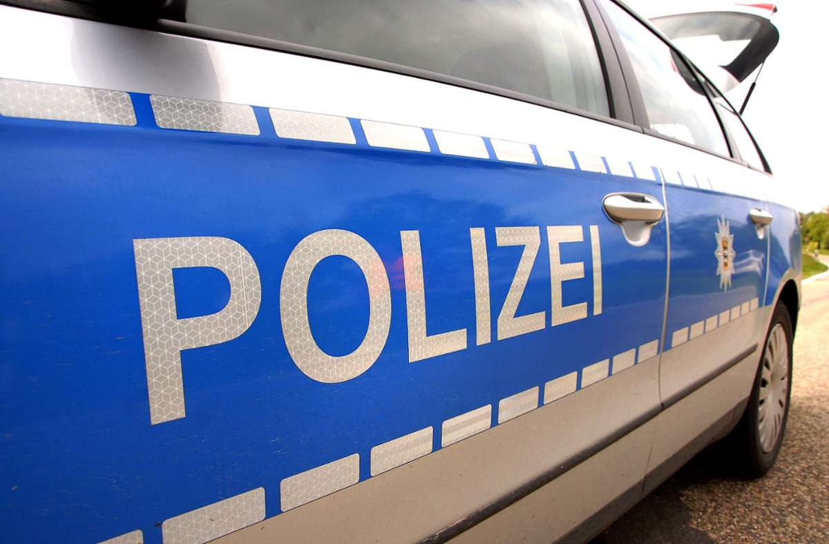Gefordert wurde die Polizei in Herrenberg wegen einer handgreiflichen Auseinandersetzung in der Nähe der Stadthalle. Foto: Archiv