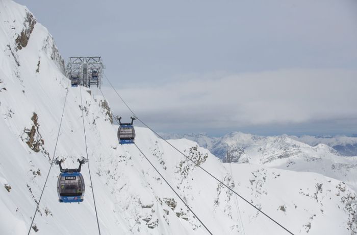 Unglück im Zillertal: Deutsche Snowboarderin stirbt bei Pistenraupen-Unfall