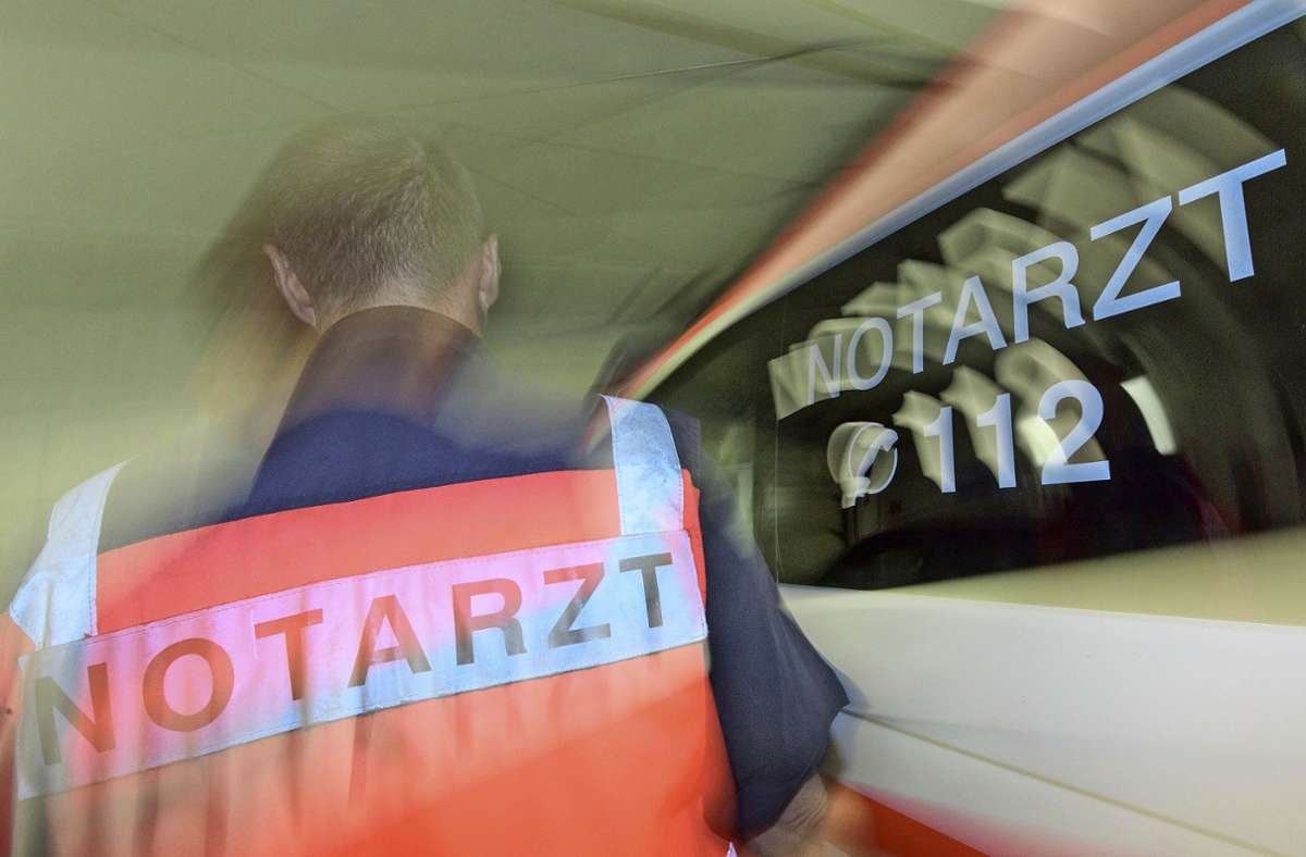 Ehingen im Alb-Donau-Kreis: 22-Jähriger stirbt bei Autounfall