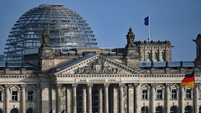 Sprenggranate unweit des Reichstagsgebäudes entdeckt
