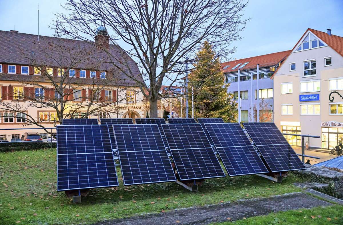 Holzgerlingen setzt auf Solarpaneele: Weihnachtsstimmung mit Sonnenenergie