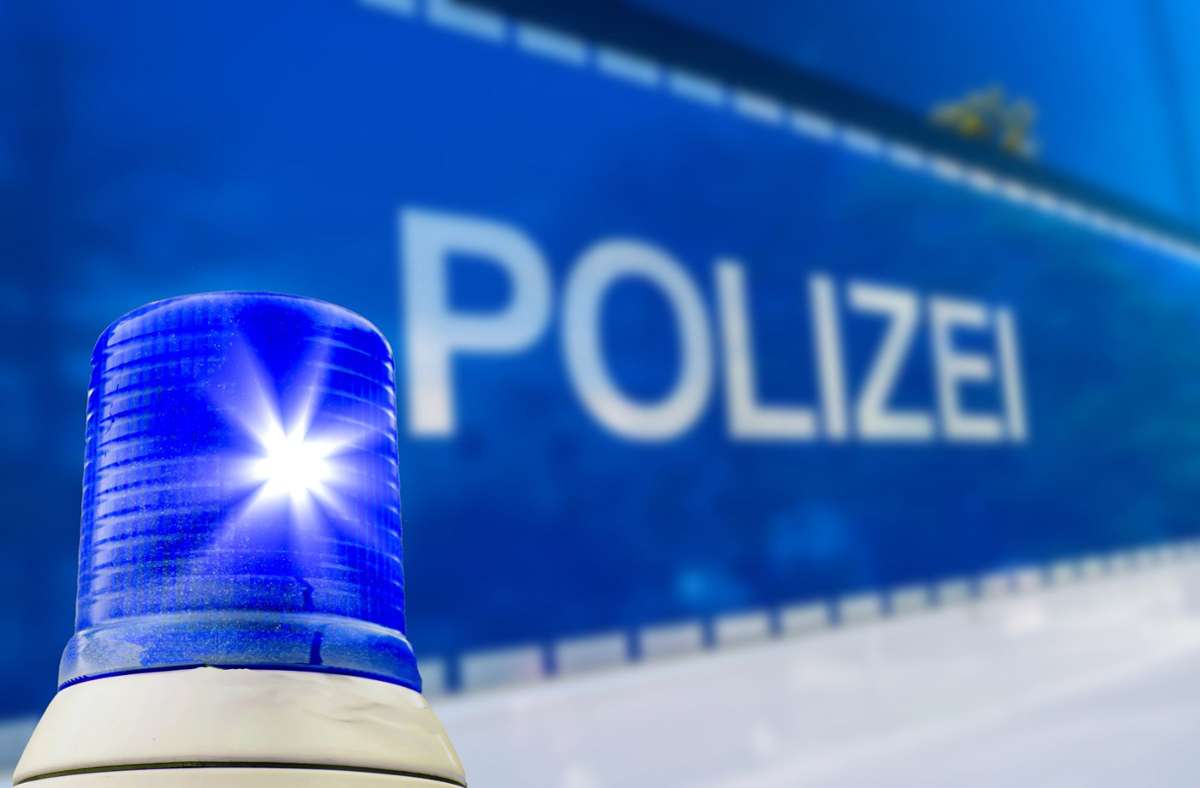 80 000 Euro Schaden bei Unfall in Ludwigsburg: War die Ampel rot?