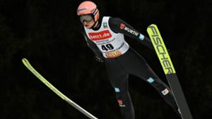 Karl Geiger triumphiert beim Weltcup am Titisee