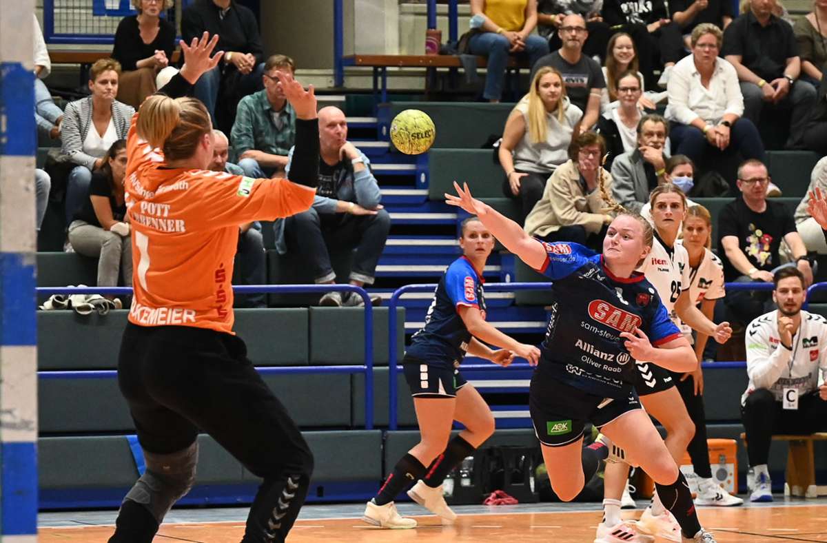 2. Handball-Bundesliga Frauen: SG H2Kuties unterliegen  in Solingen deutlich mit 22:32