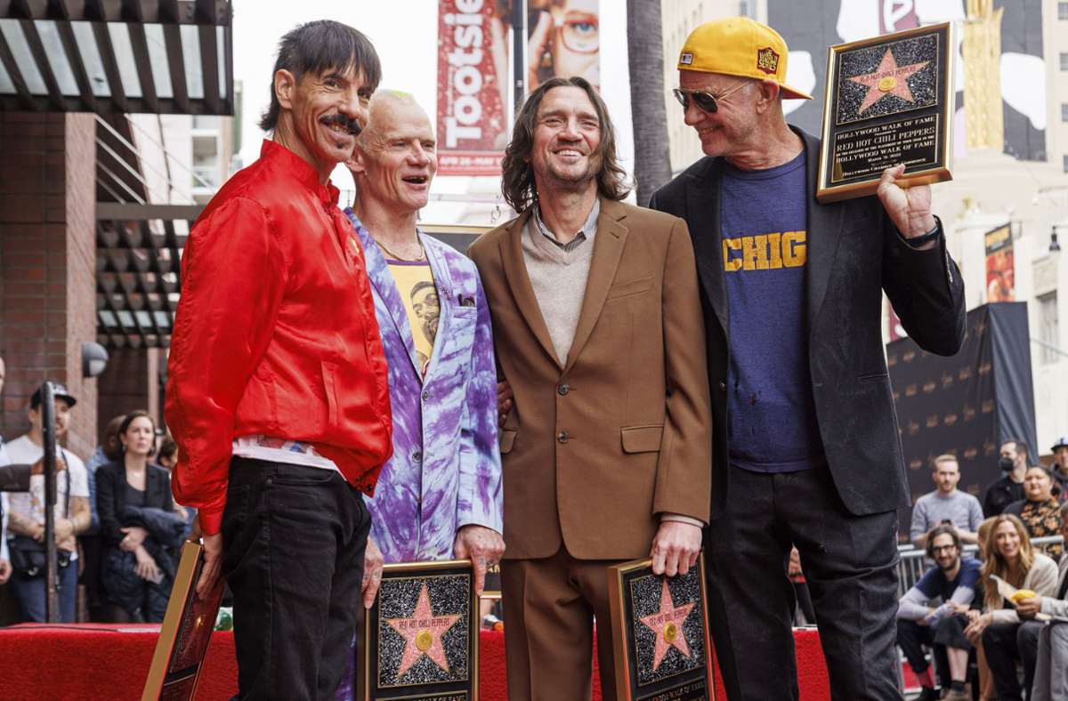 Die Red Hot Chili Peppers wurden mit einem Stern auf dem „Walk of Fame“ geehrt.