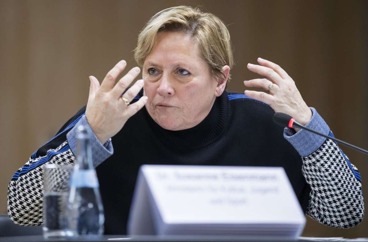 CDU-Spitzenkandidatin Susanne Eisenmann Foto: dpa/Tom Weller