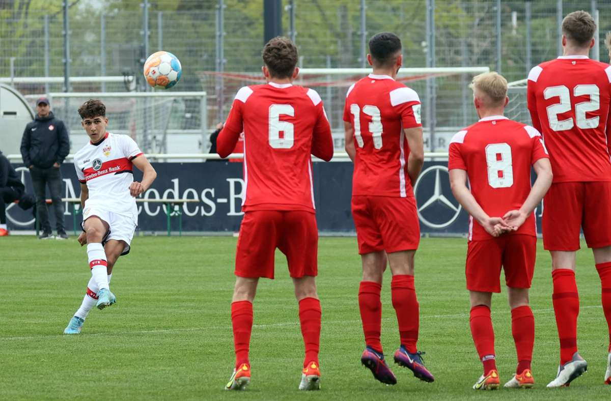 TSG Backnang gegen VfB Stuttgart II: Raul Paula trifft in Unterzahl und rückt in den Blickpunkt