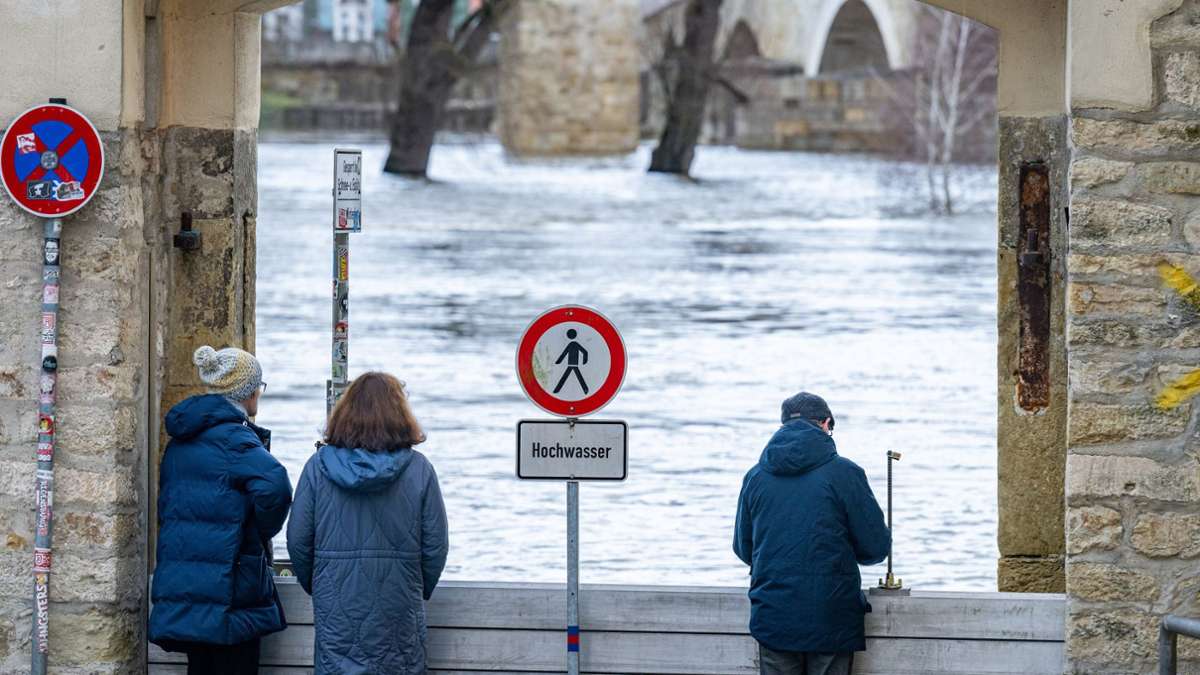 Evakuierung an Weihnachten: Hochwasser in mehreren Teilen Deutschlands