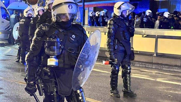 Polizeigewerkschaft und Sozialverband sehen Parallelen zu Frankreich