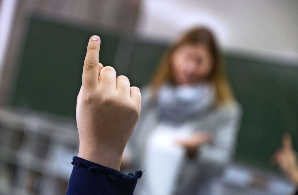 Schulen im  Kreis Ludwigsburg: Selbst für Pflichtfächer fehlen Lehrkräfte