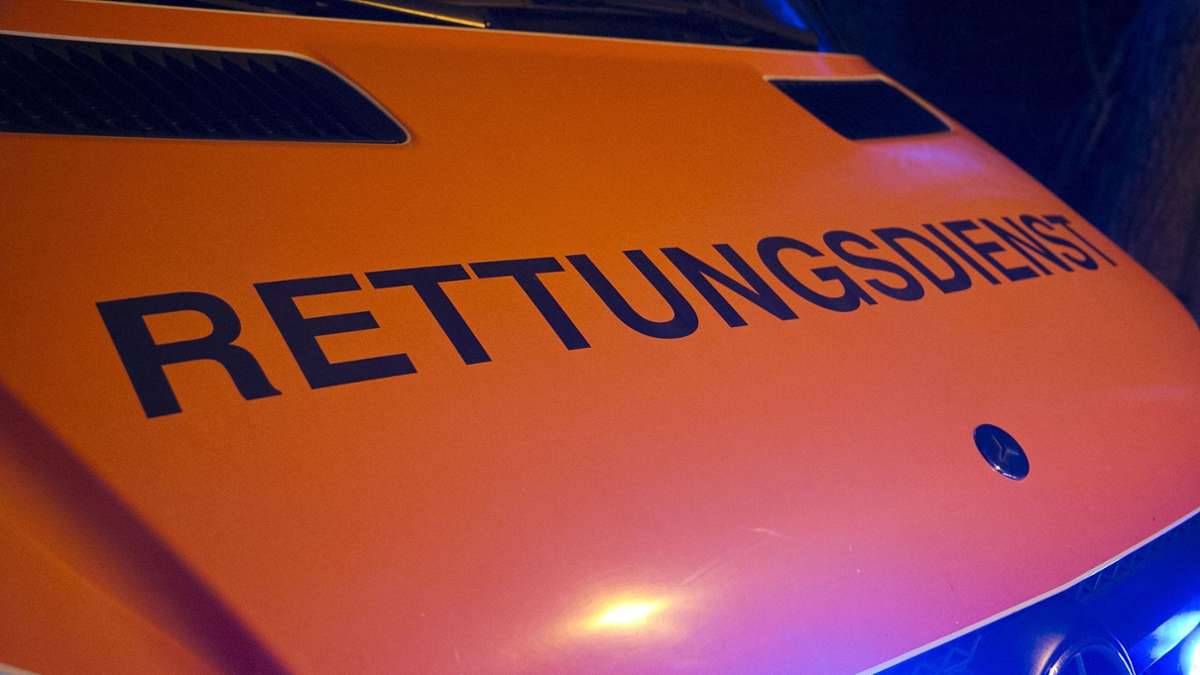 Schwerer Fahrradunfall in Sindelfingen: Radfahrer lässt 83-Jährigen  schwer verletzt zurück