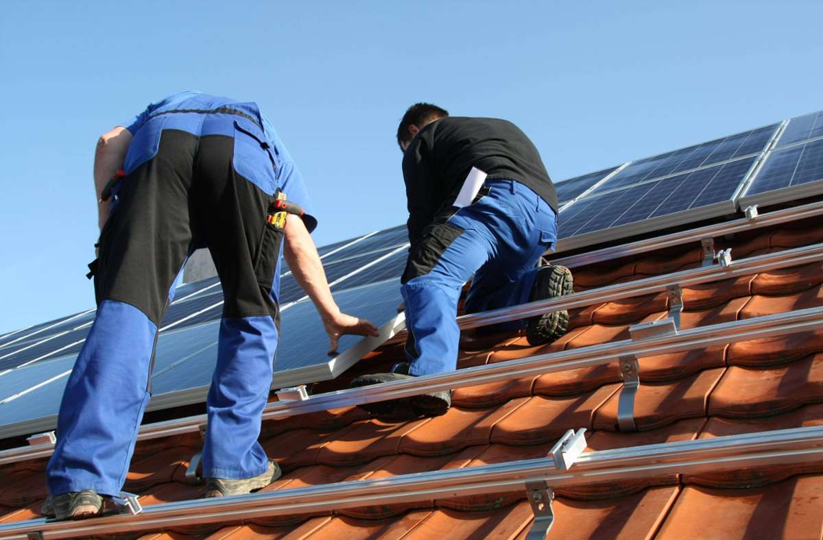 Wer neu baut, muss Fotovoltaik aufs Dach setzen. Foto: imago/Panthermedia/terra
