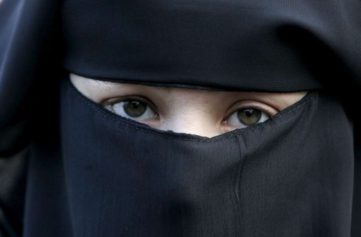 Gesichtsverschleierung: Schweiz verbietet Frauen die Verschleierung mit Nikab oder Burka