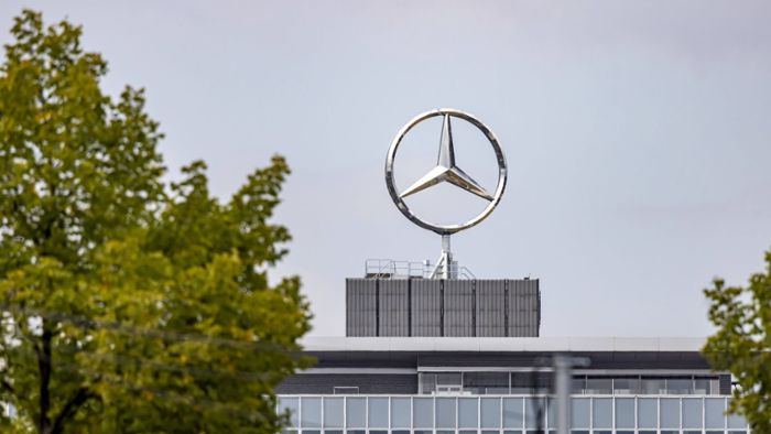 Stuttgarter Autobauer verdient dank teurer Autos mehr