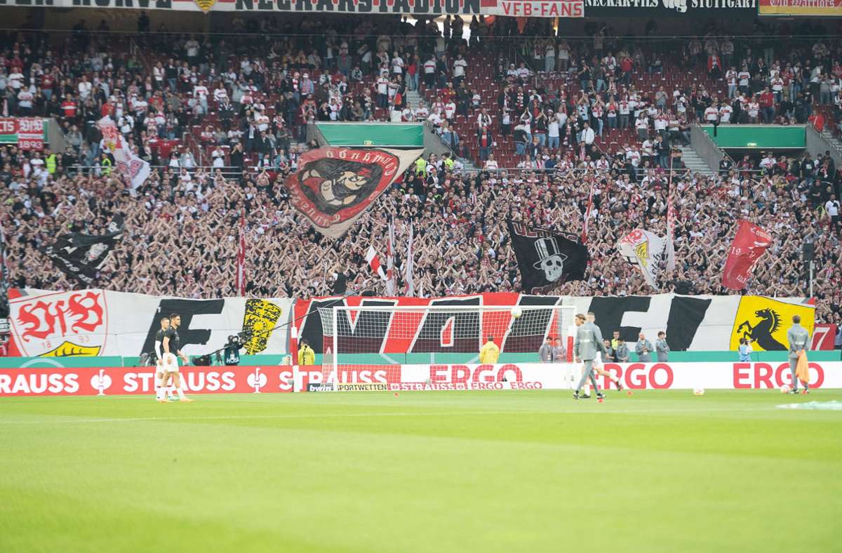 Mit dem Pokalfinale wird es nichts, dafür hat der VfB am Samstag sein Abstiegsfinale in Berlin. In unserer Bildergalerie blicken wir auf den Pokal-Hit gegen Eintracht Frankfurt zurück.