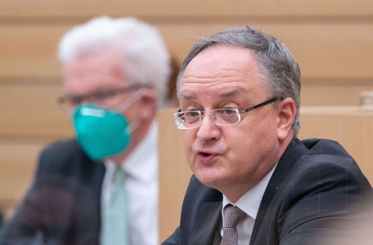 Coronavirus an Schulen im Südwesten: Kretschmann trifft sich für Strategiegespräch mit SPD-Chef Stoch
