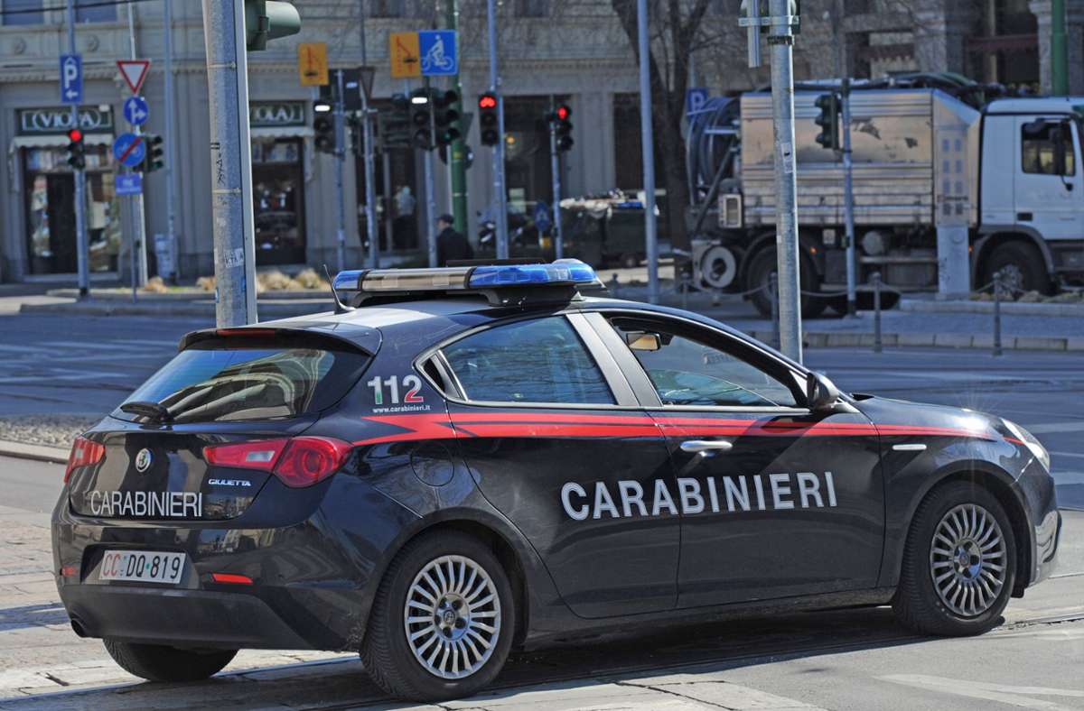 Die Polizei hat den meistgesuchten Verbrecher Italiens festgenommen. (Symbolfoto) Foto: Shutterstock/FREEDOMPIC