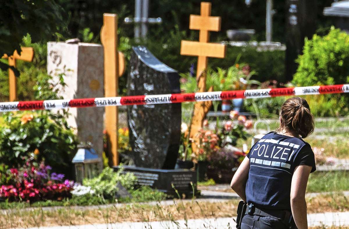 Angriff auf Beerdigung in Altbach: Drohen  den Polizisten Konsequenzen?