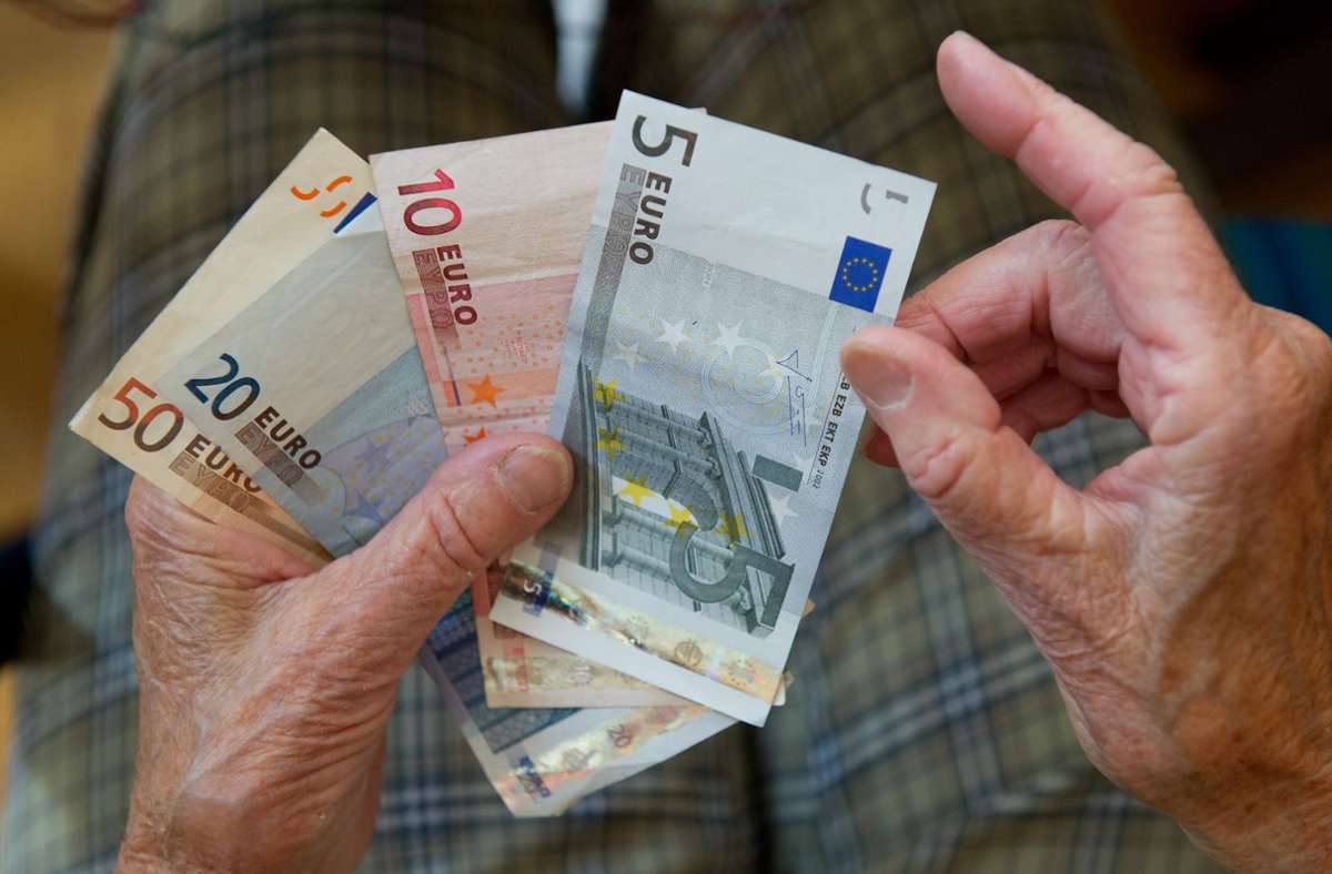 Aktuelle Berechnungen: Langjährige Versicherte sollen 1.370 Euro Rente bekommen