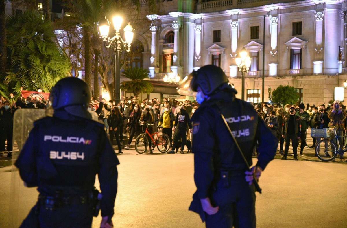 Monarchie-Beleidigung: Proteste in Spanien nach Rapper-Festnahme