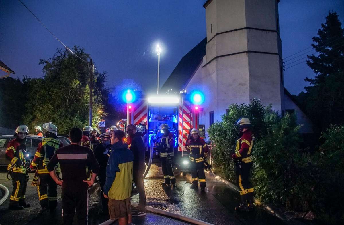 Wohnhaus derzeit nicht bewohnbar: Elf Verletzte bei Brand in Weil der Stadt