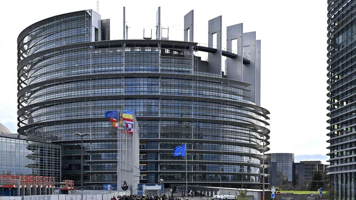 Diskutierte Reform: EU-Parlament positioniert sich für Verhandlungen über Schuldenregeln
