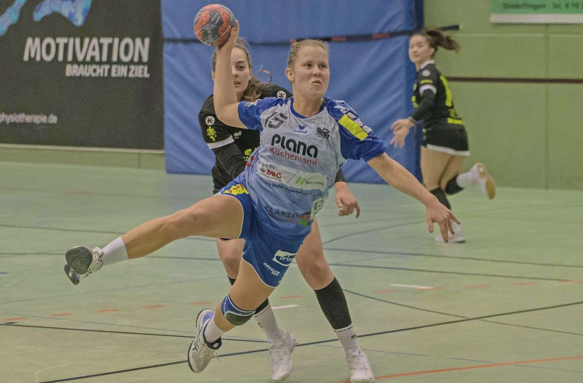 Anja Weinhardt und die Handballerinnen der HSG Böblingen/Sindelfingen wollen in Kornwestheim befreit aufspielen. Foto: Marco Iker