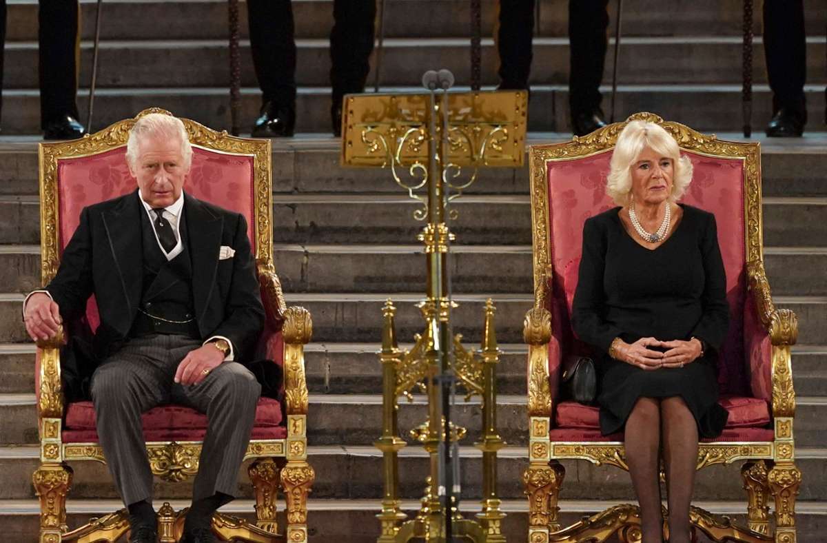 König Charles III. und Camilla: Datum für die Krönung steht fest
