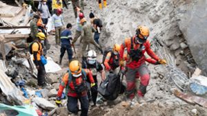 Philippinen: Mädchen und Baby nach Erdrutsch gerettet