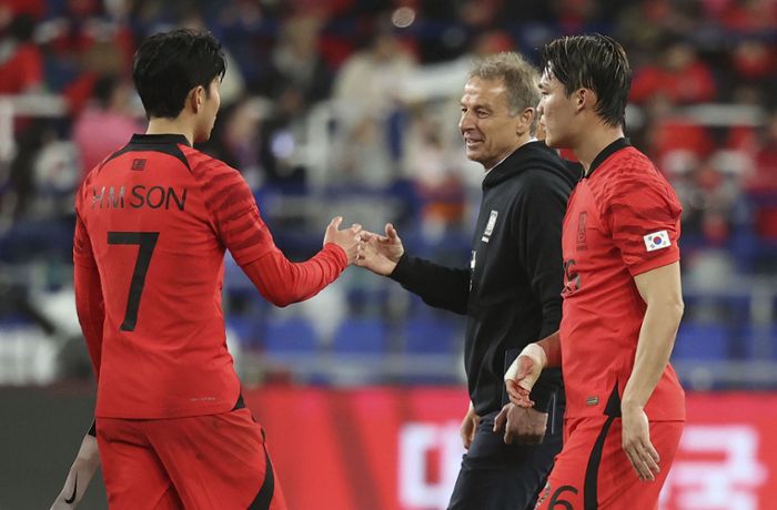 Fußball: Südkorea bei Klinsmann-Debüt nur 2:2 gegen Kolumbien
