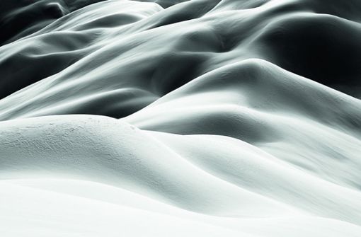 „Alpstein, Appenzeller Alpen“ in der Schweiz, fotografiert von Peter Mathis, anzuschauen im herrlichen Bildband „Schnee“, erschienen im Prestel-Verlag. Foto: Peter Mathis/Prestel-Verlag