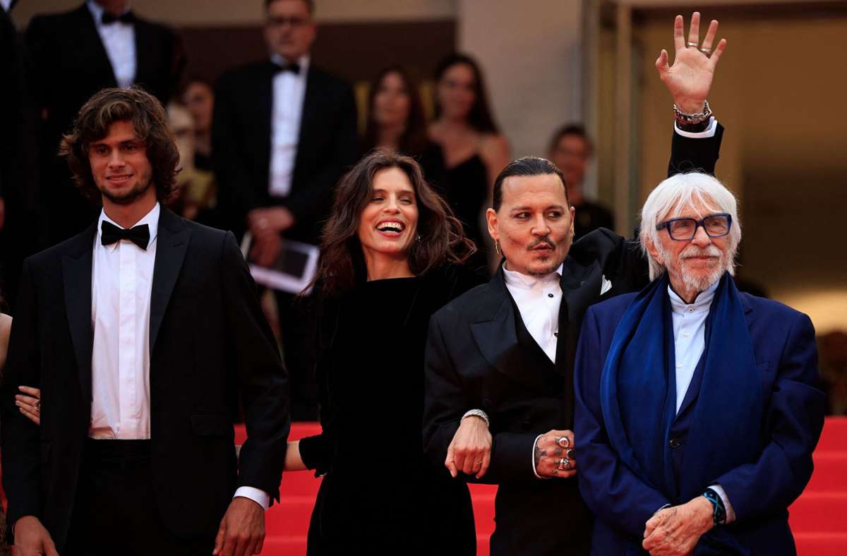Johnny Depp und andere Größen aus Film und Fernsehen präsentierten sich auf dem roten Teppich der Filmfestspiele in Cannes.