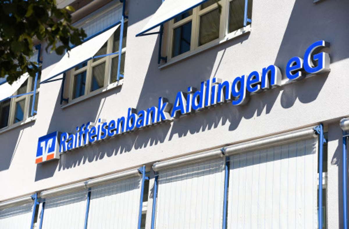Auf Kurs: Raiffeisenbank Aidlingen, VR-Bank Ehningen-Nufringen: Kleine Banken behaupten Eigenständigkeit