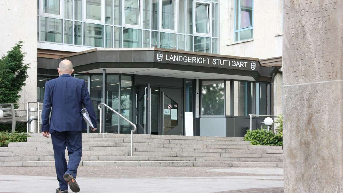 Prozess vor dem Landgericht Stuttgart: Mit dem Messer bedroht und zum Sex gezwungen