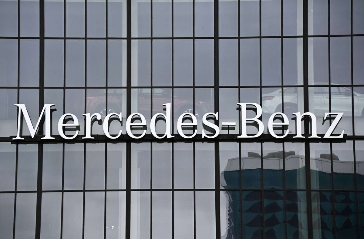 Mercedes Benz in Stuttgart: Autohersteller fahren Rekordgewinne ein