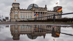 Bundestag stimmt Nato-Beitritt  zu