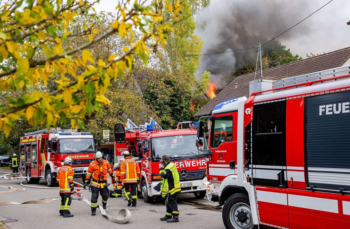 In einem Wohngebiet in Kirchberg an der Murr hat ein Haus gebrannt.
