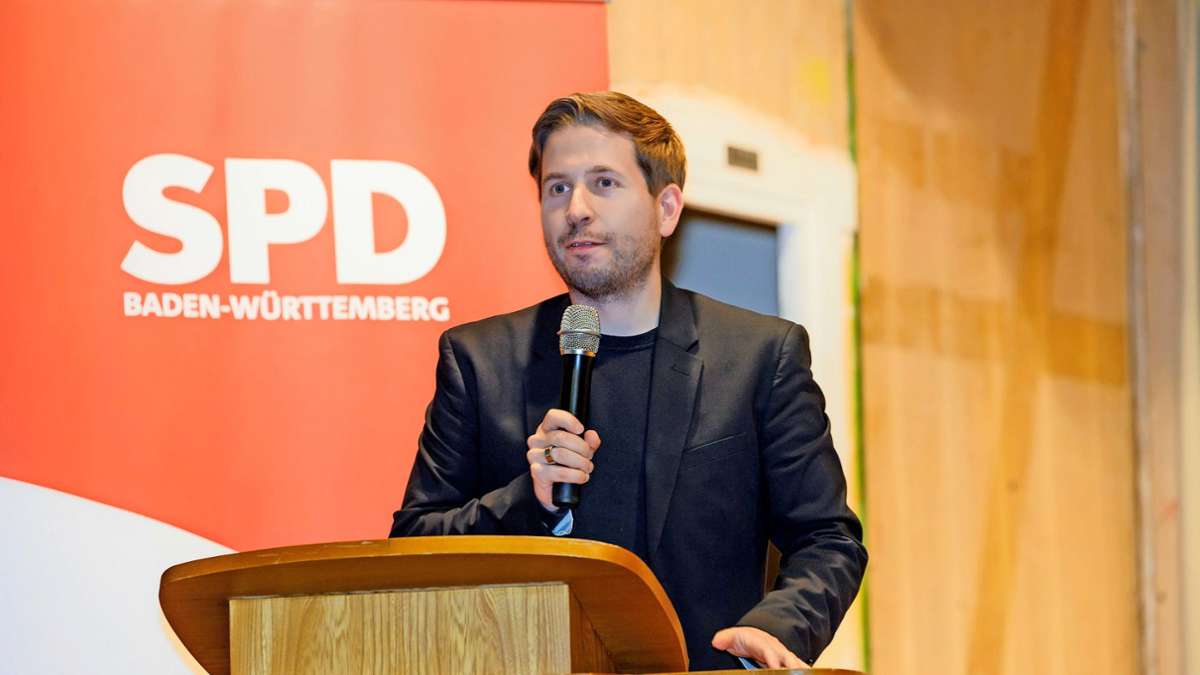 Bei Auftritt in Darmsheim: Kevin Kühnert knöpft sich Berliner Opposition vor
