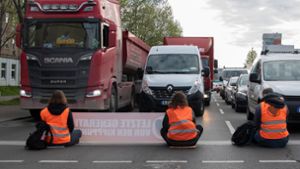 Klimaaktivisten blockieren erneut Straßen