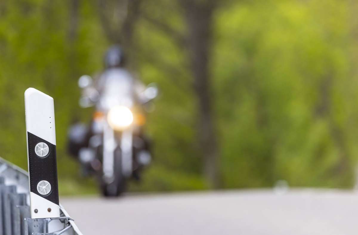Auf der Suche nach Temposündern im Südwesten: Polizei will Motorradfahrer kontrollieren