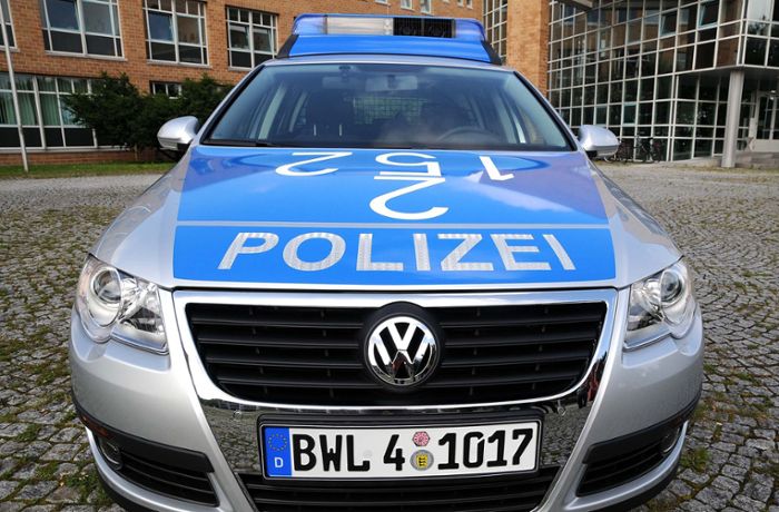 Zweimal Unfallflucht in Böblingen: Parkende Autos beschädigt und abgehauen