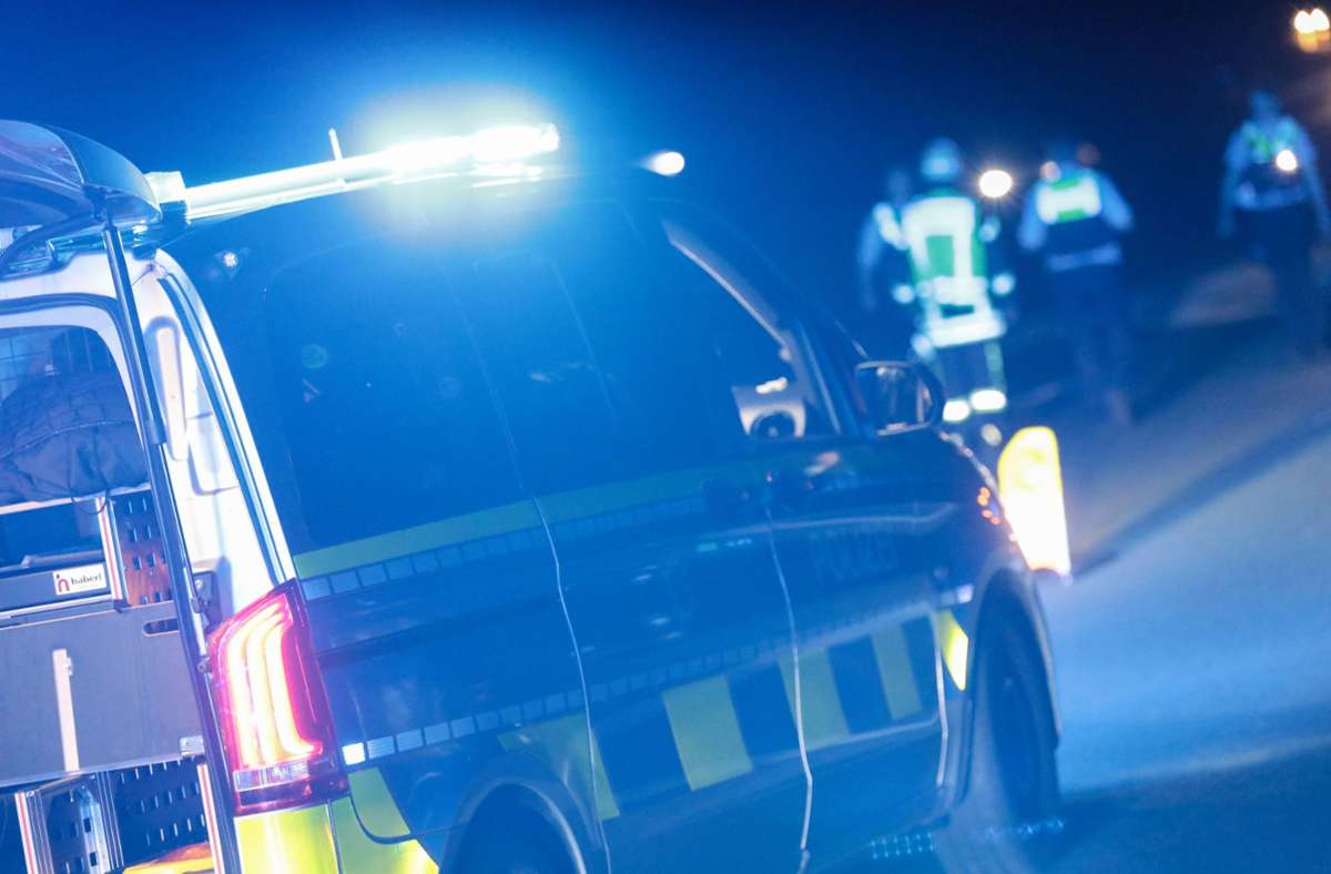 A6 bei Mannheim: Frau stirbt nach Unfall mit flüchtigem Verursacher