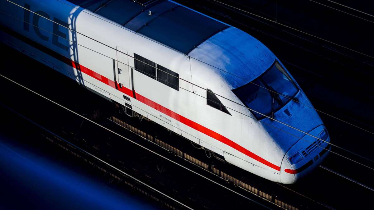Deutsche Bahn: Mehr als 2300 Übergriffe auf Mitarbeiter gezählt