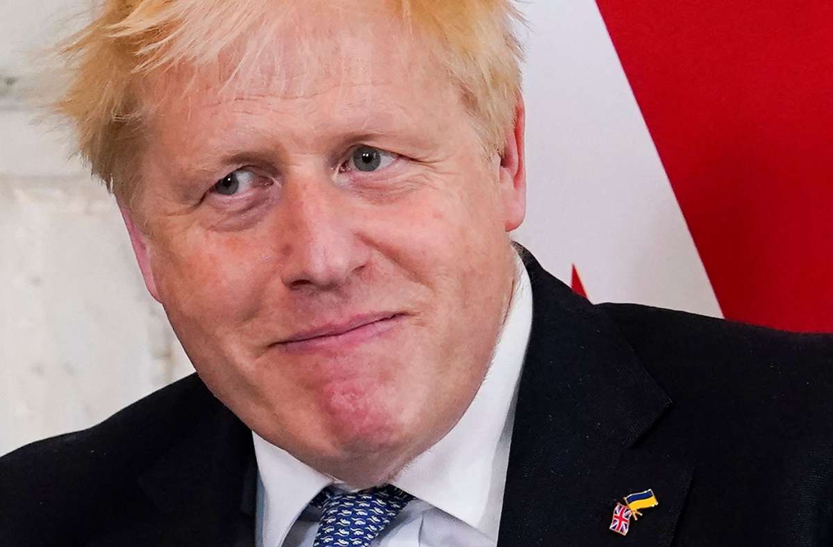 Boris Johnson: Britischer Premierminister bleibt im Amt