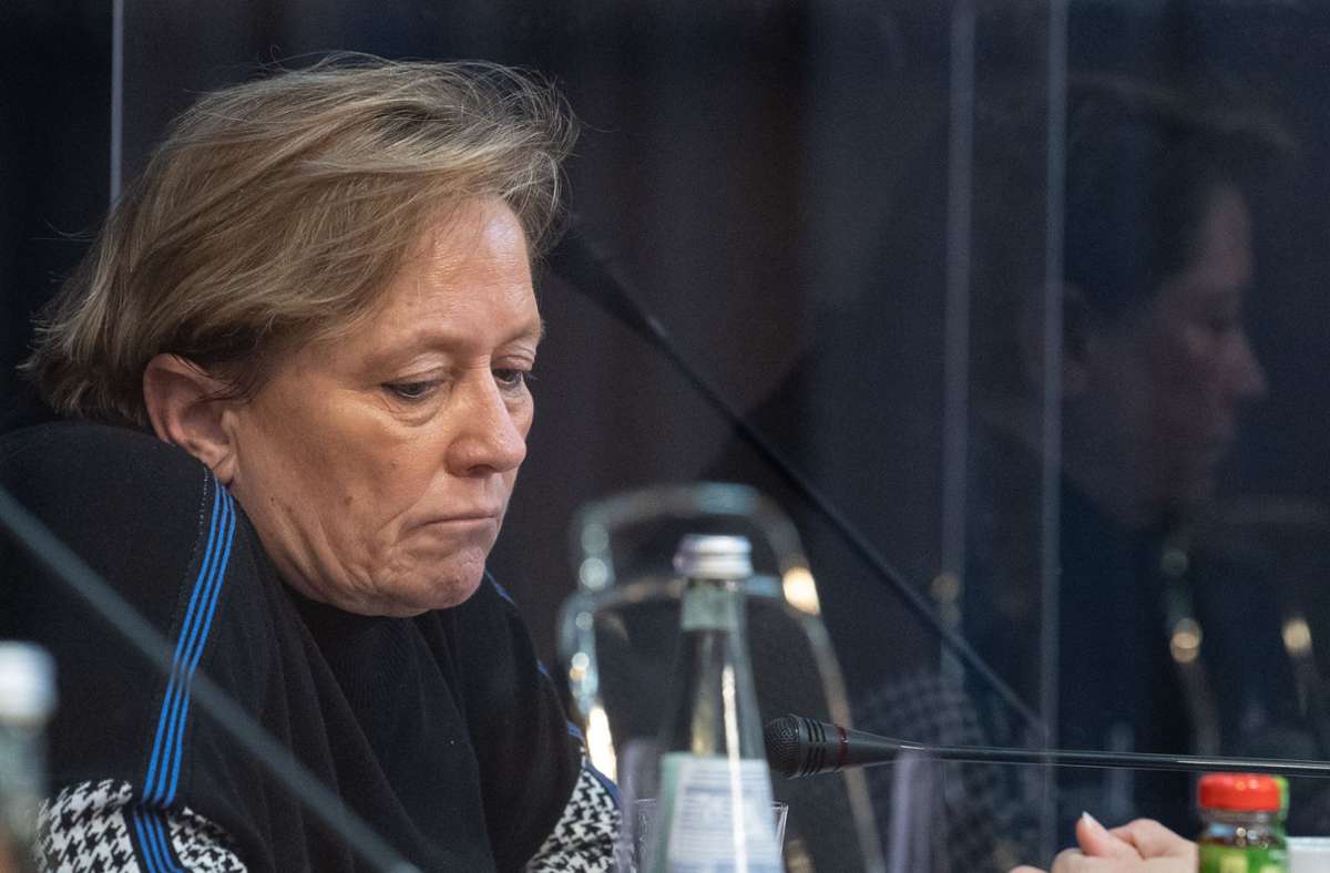 Landtagswahl – Unterlegene CDU-Spitzenkandidatin: Eisenmann zieht sich aus der Politik zurück