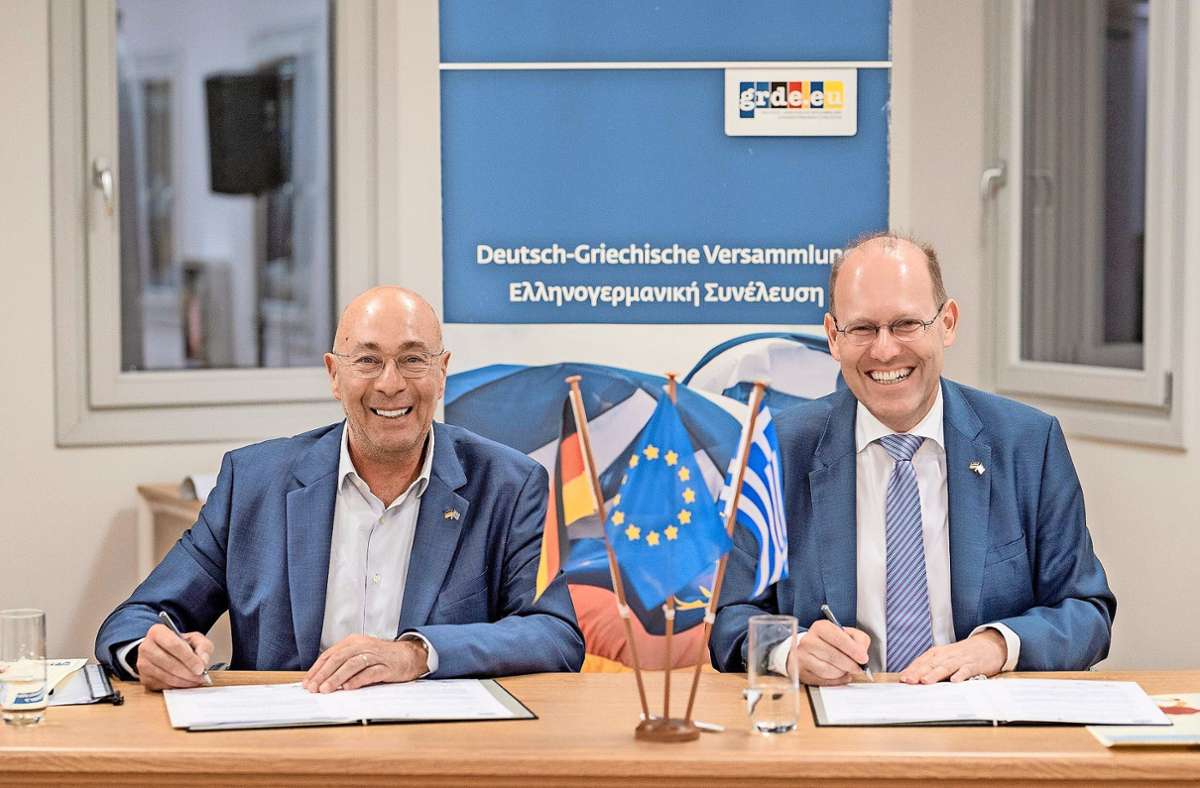 Vertrag unterzeichnet: Partnerschaft zwischen Sindelfingen und Ost-Samos besiegelt