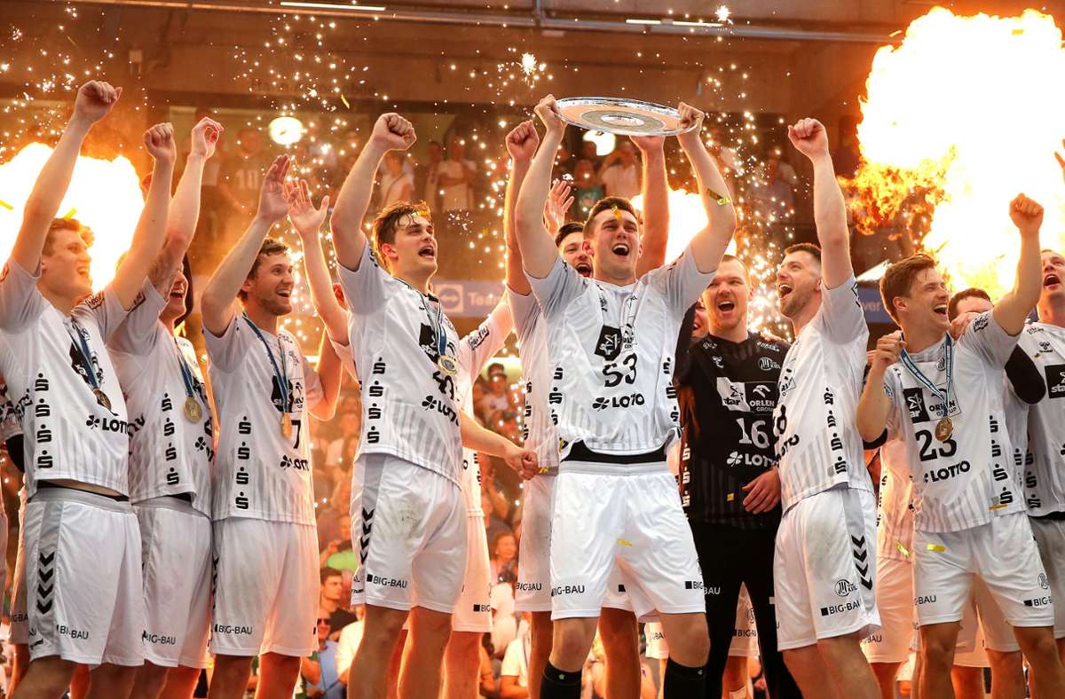 Riesenjubel beim THW Kiel über die deutsche Meisterschaft.
